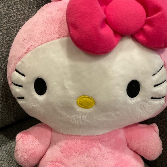 Hello Kitty by Sanrio in Pink Medium Size - Picture 3 of 5